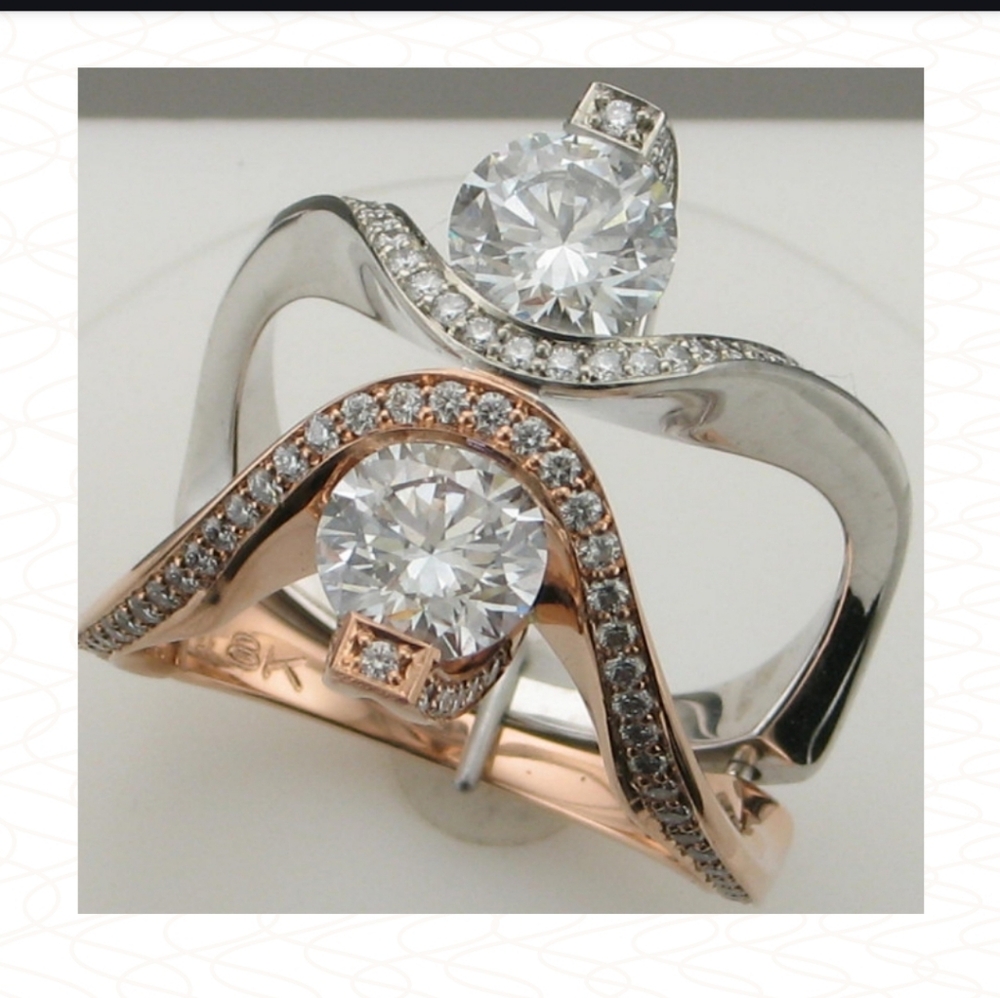 LADIES DIAMOND ENGAGEMENT RING Sz 9